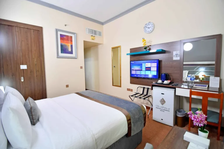 VIP King Room In Sharjah Hotel - Nejoumal emirates