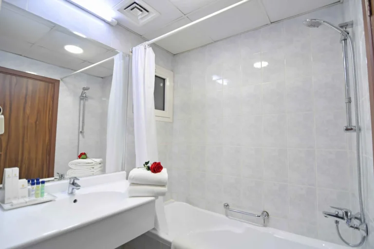 Bathroom facilities in Sharjah Hotel - Nejoumal Emirates