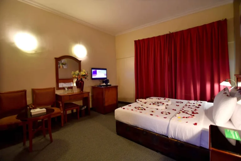 Executive Suite Room - Nejoumal Emirates Sharjah